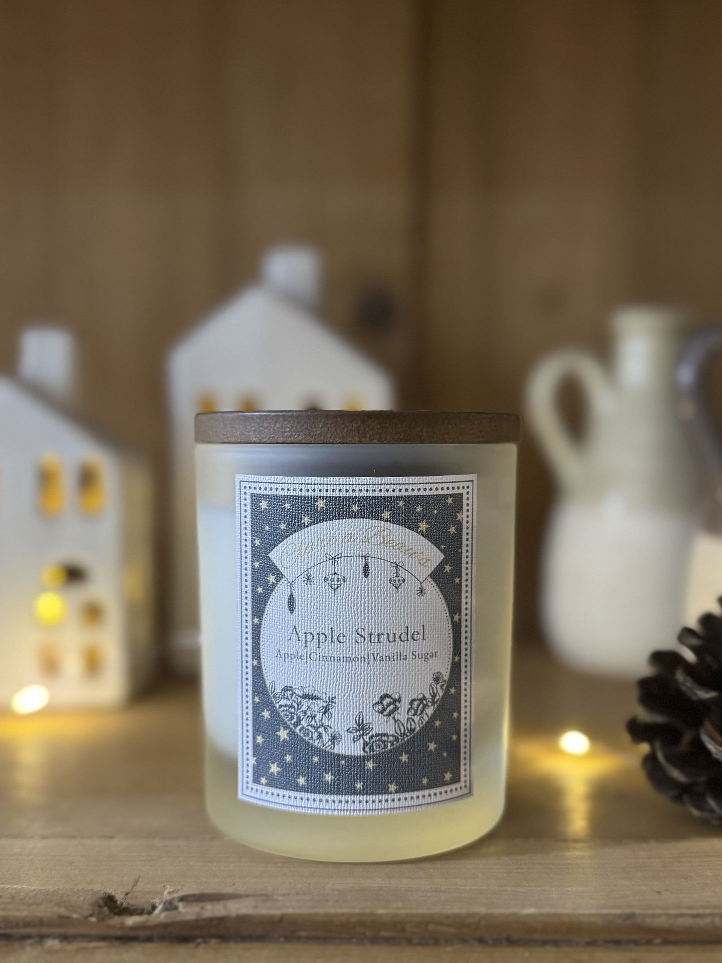 Apple Strudel Candle