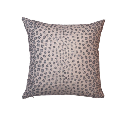 Colefax & Fowler Livingstone Cushion