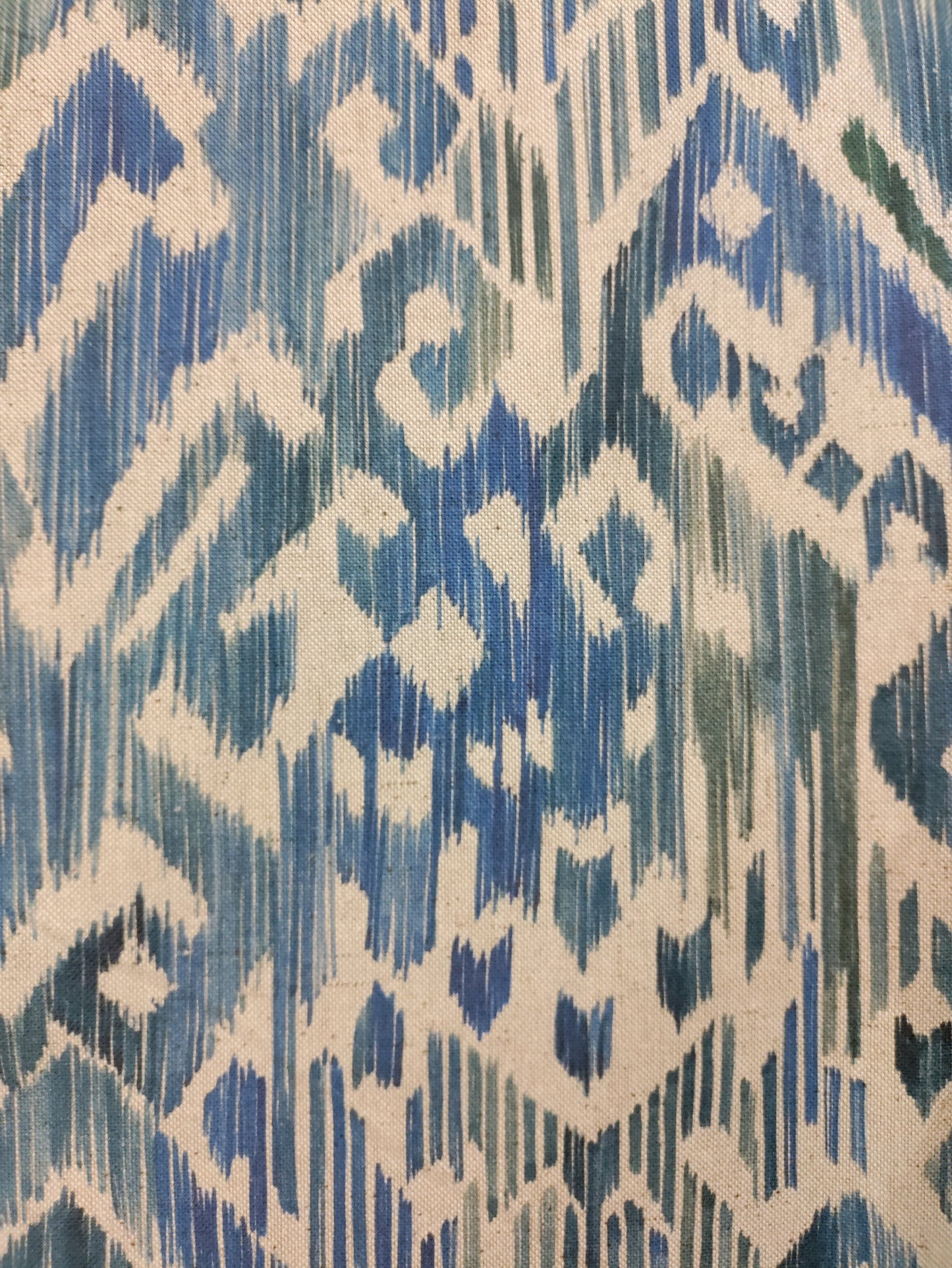 Marine Ikat